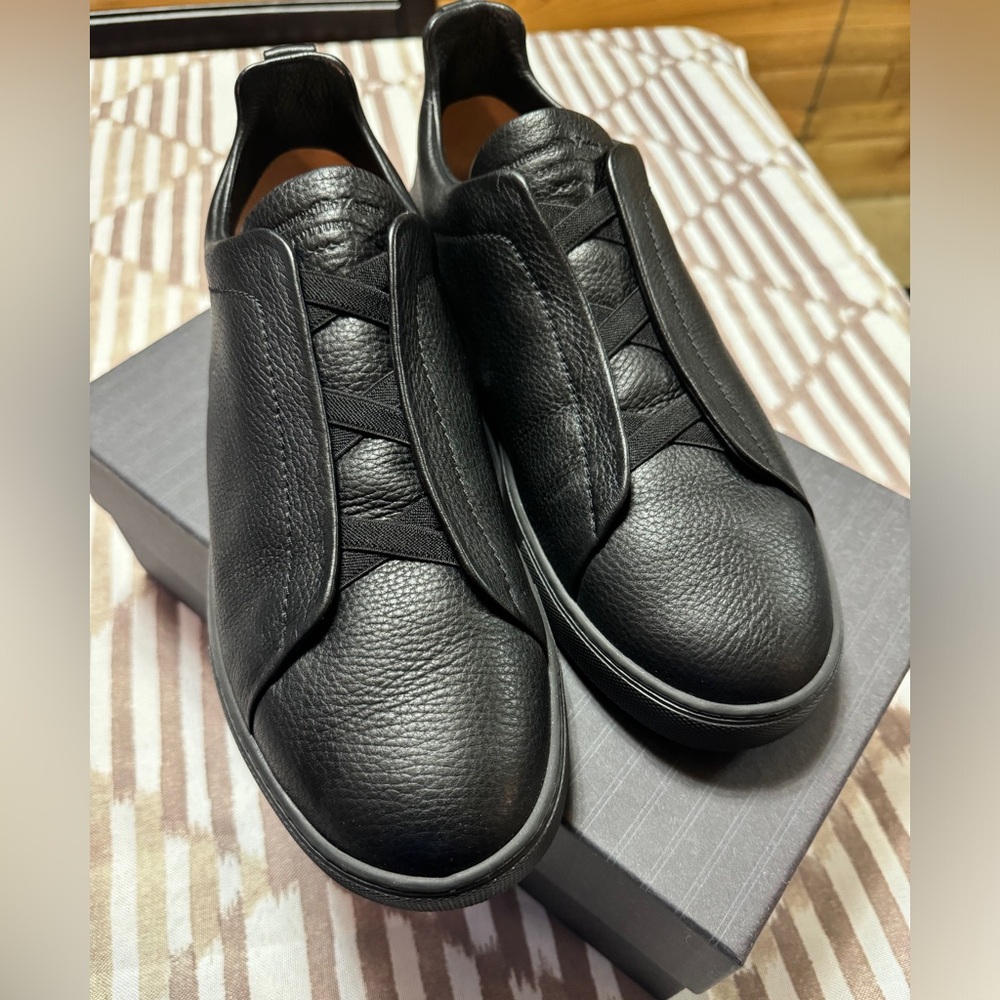 Triple Stitch Deerskin Leather Slip-On Sneaker (Men)
Size 10 1/2